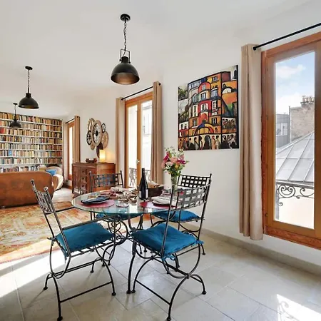 Fully Renovated In Montmartre Сasa de vacaciones