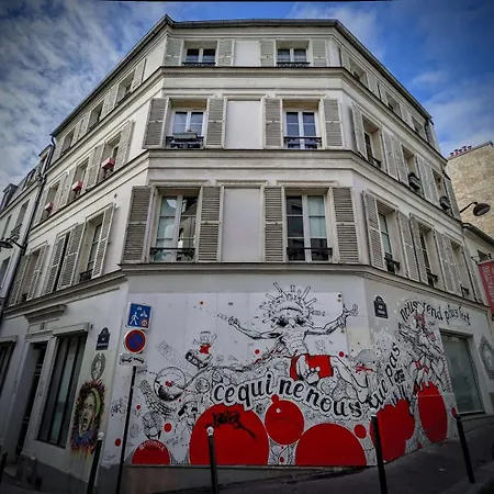 Fully Renovated In Montmartre Сasa de vacaciones *